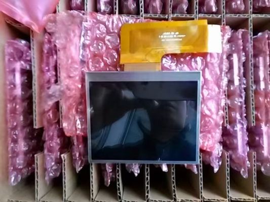 Dobra cena. 3Wyświetlacz LCD samochodowy o rozdzielczości 320 RGB na 240 pikseli, rozdzielczość QVGA i podświetlenie WLED dla telefonu wideo w Internecie
